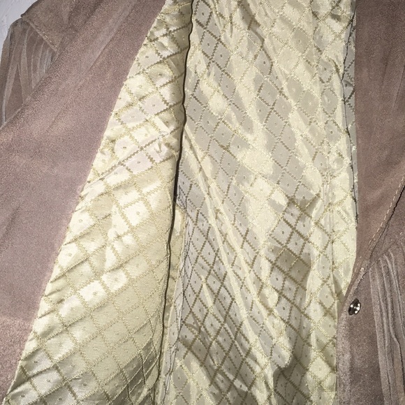 Jacket - Picture 2 of 3